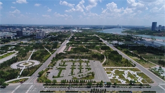 標題：鄂爾多斯站立的文字文化主題公園
瀏覽次數(shù)：1873
發(fā)表時間：2020-10-16