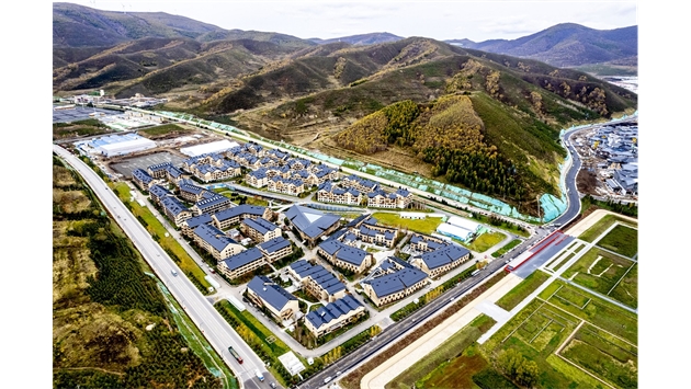 標(biāo)題：北京2022年冬奧會(huì)和冬殘奧會(huì)張家口賽區(qū)奧運(yùn)村
瀏覽次數(shù)：1271
發(fā)表時(shí)間：2023-11-07